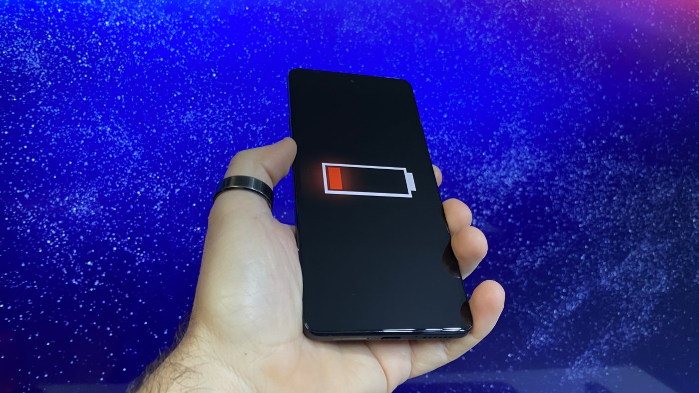 Can reducing cell phone charging by 80% increase battery lifespan?