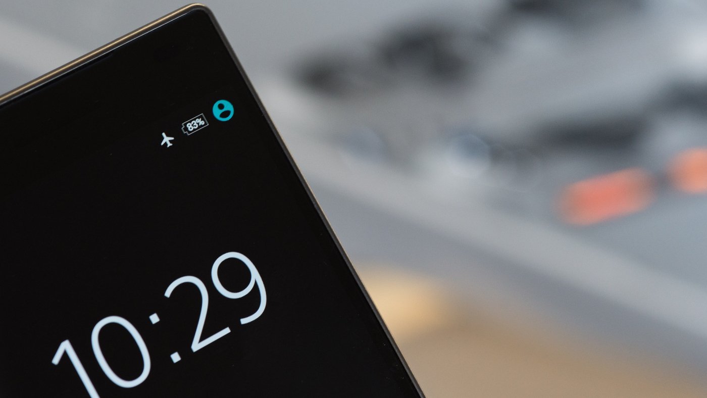Do cell phones charge more quickly in airplane mode?